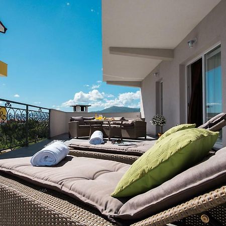 Apartments Cambio Kaštela エクステリア 写真