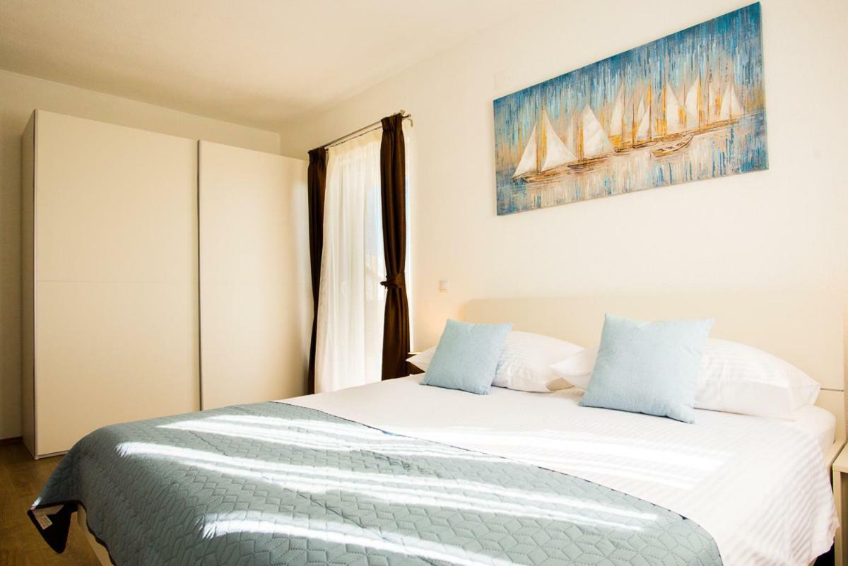 Apartments Cambio Kaštela エクステリア 写真