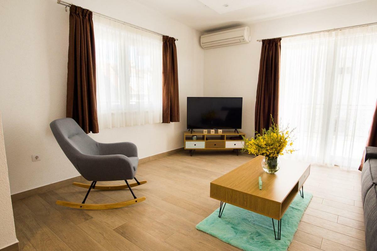 Apartments Cambio Kaštela エクステリア 写真