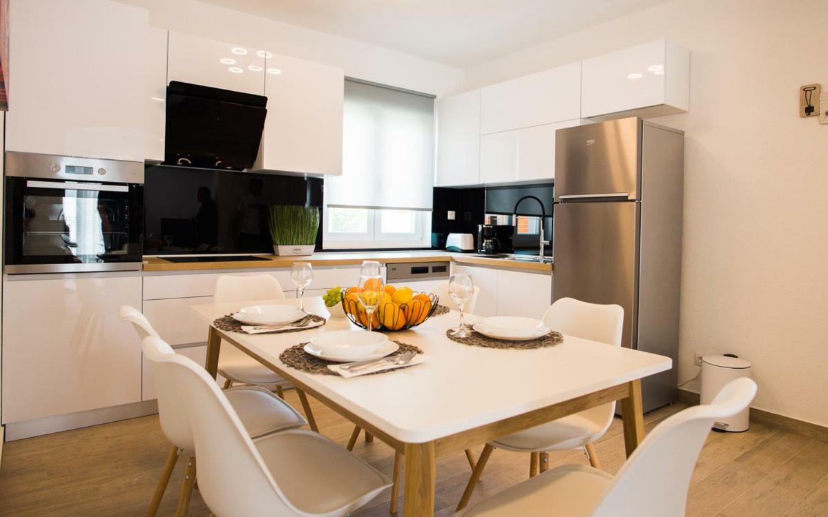 Apartments Cambio Kaštela エクステリア 写真