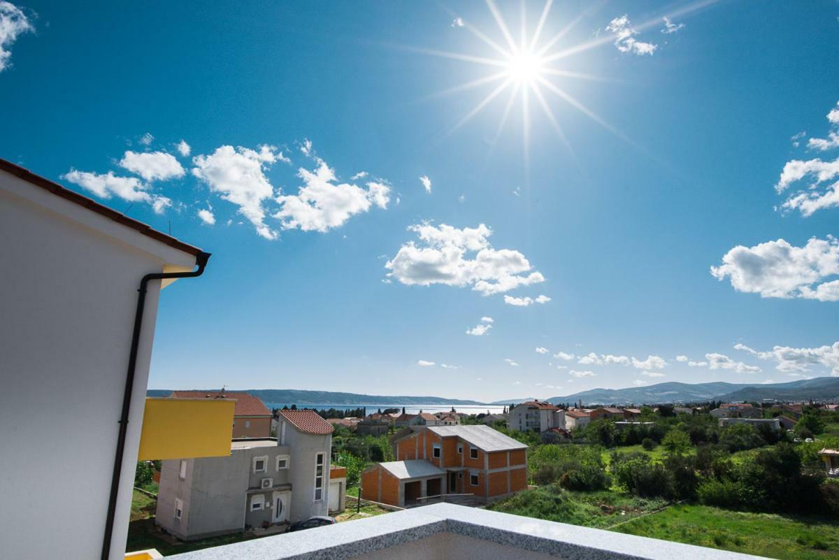 Apartments Cambio Kaštela エクステリア 写真
