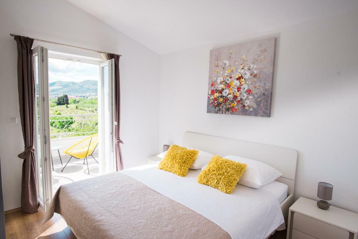 Apartments Cambio Kaštela エクステリア 写真