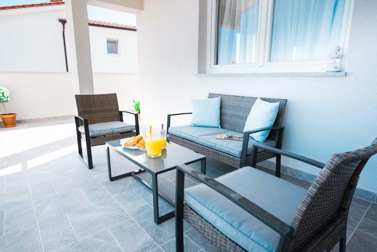 Apartments Cambio Kaštela エクステリア 写真