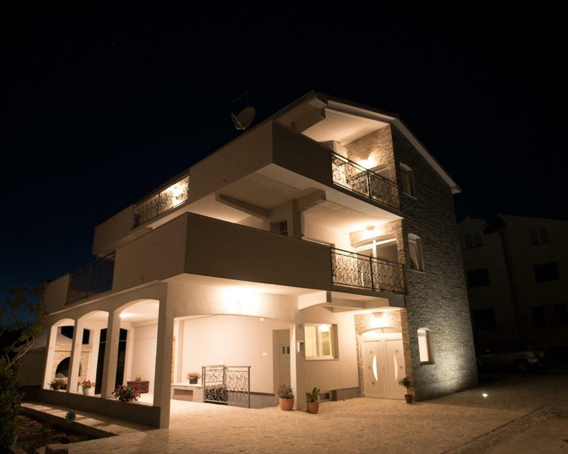Apartments Cambio Kaštela エクステリア 写真