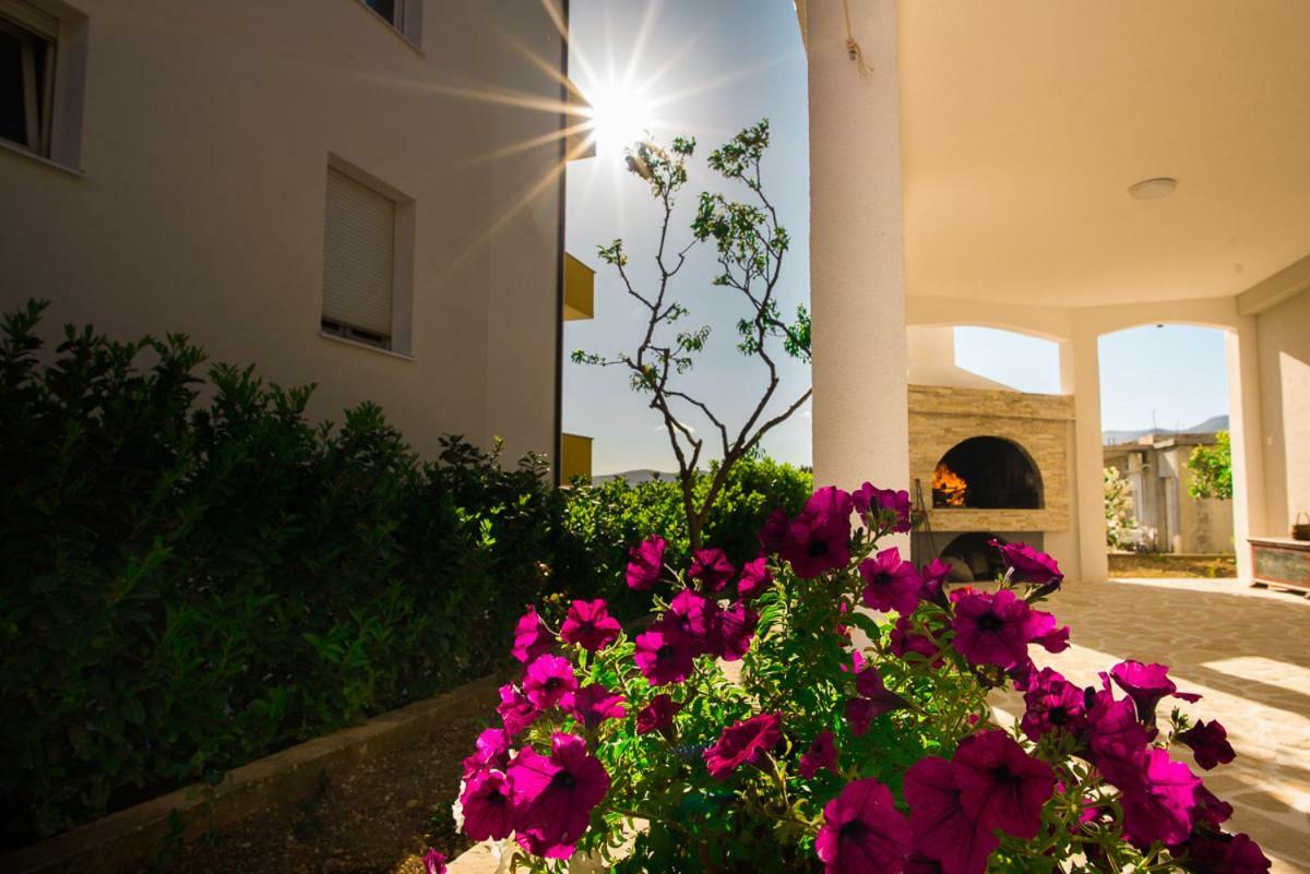 Apartments Cambio Kaštela エクステリア 写真